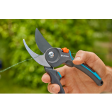 Foarfece de grădină Gardena PremiumCut Pro pentru lemn proaspăt, cu două lame, diametru de tăiere 24 mm