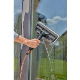 Gardena Cleansystem – dispozitiv de curățat geamuri, cu microfibră și margine de ștergere